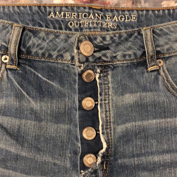 (2) Pairs of American Eagle Jean Shorts - Picture 9 of 9